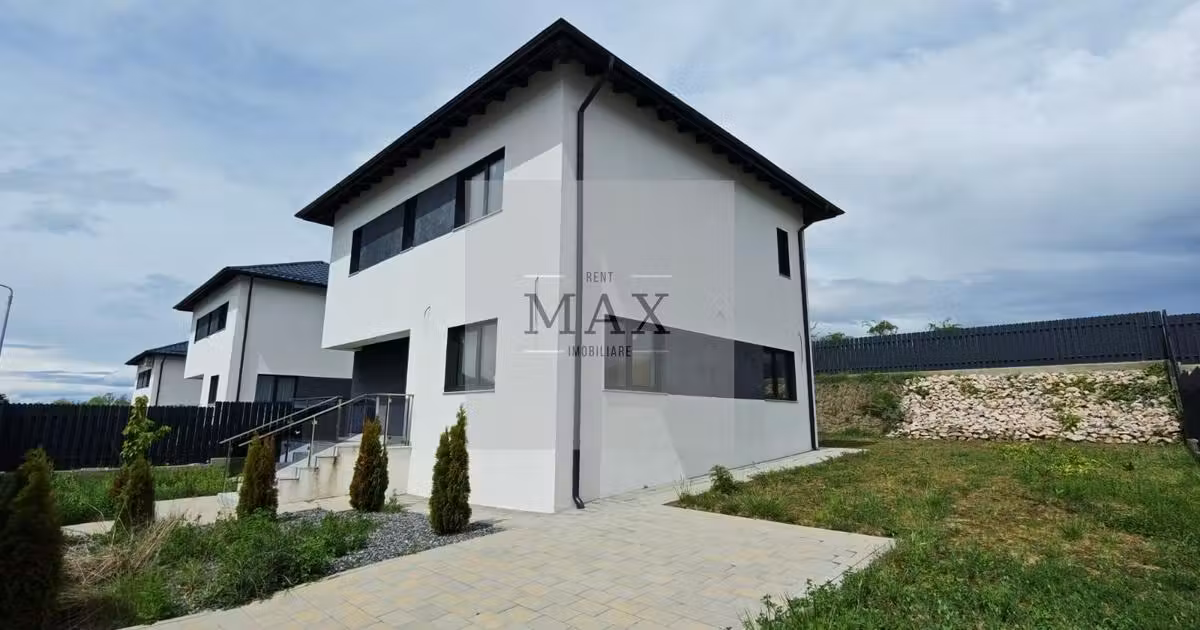 Casă individuală de vânzare cu 4 camere în Chinteni