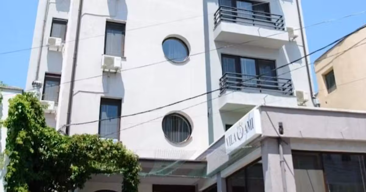 Hotel/Pensiune de vânzare de 948.3 mp, în zona Delfinariu, Constanța