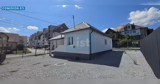Casă Centura
