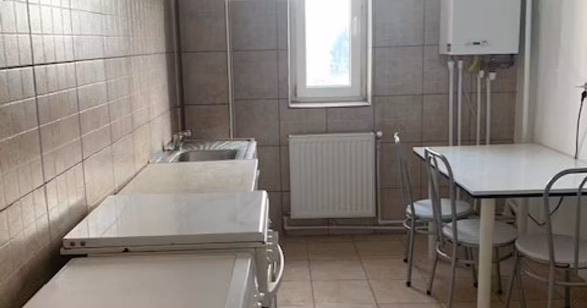 Apartament de vânzare cu 3 camere, mobilat în Miroslava