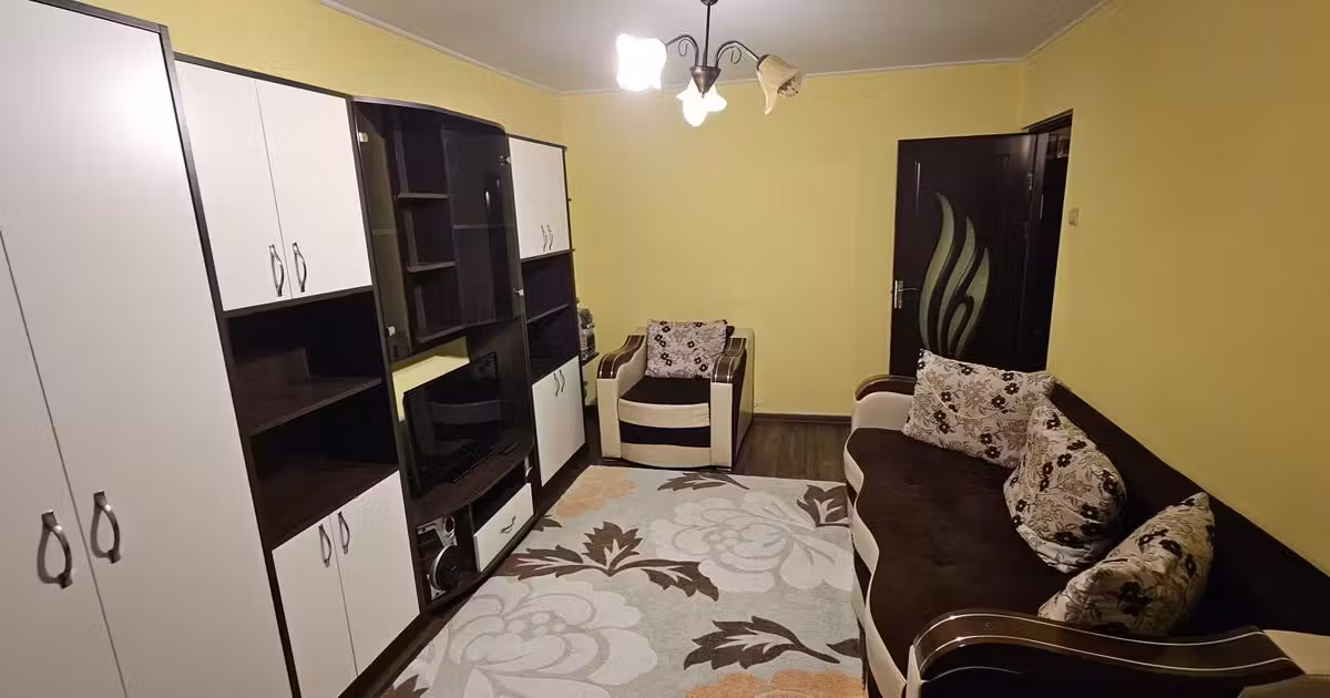 Apartament de vânzare cu 2 camere în zona Poarta 6, Constanța