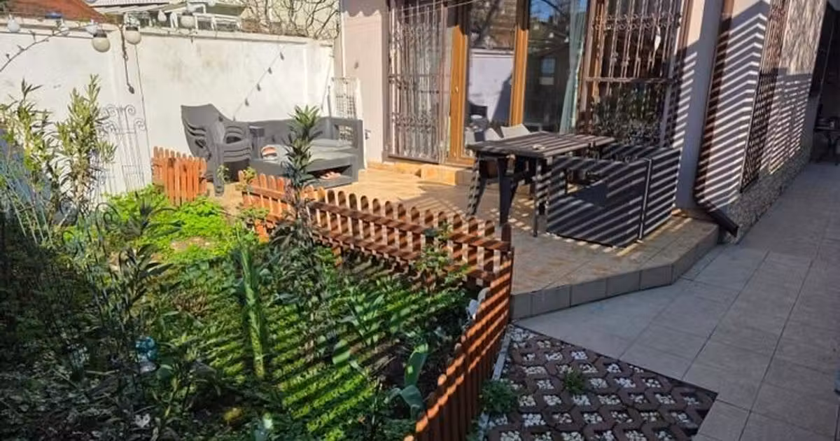 Casă individuală de vânzare cu 5 camere, mobilată în zona Tei, Sector 2