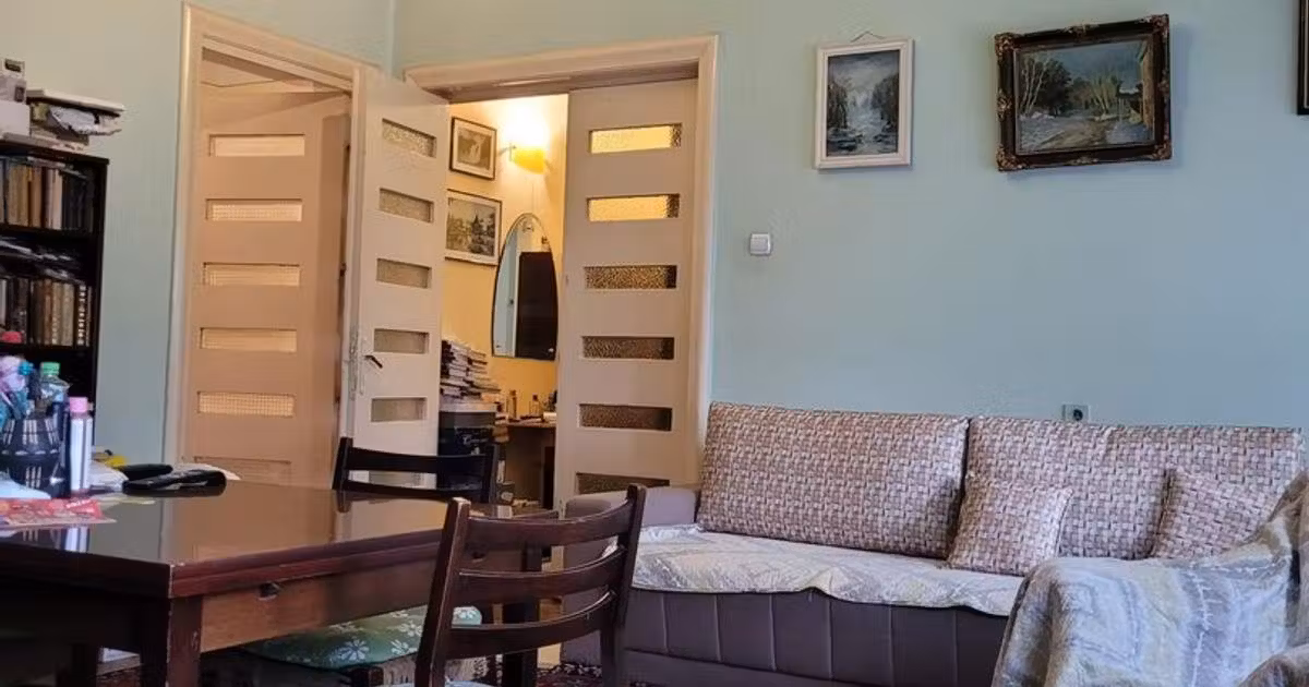 Apartament de vânzare cu 3 camere în zona P-ța Ovidiu, Constanța