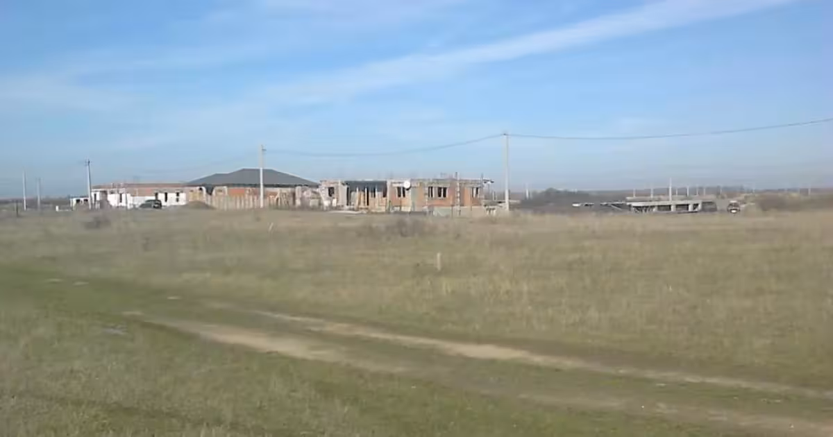 Teren Construcții intravilan de vânzare de 22700 mp, în Bucovăț (Remetea Mare)