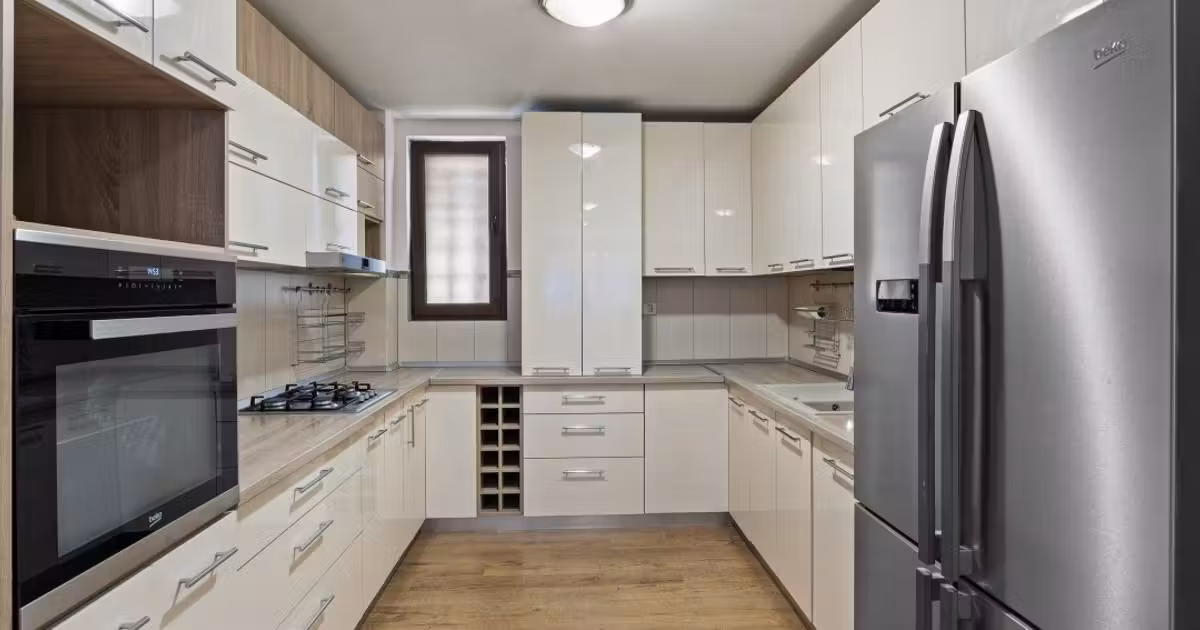 Casă individuală de vânzare cu 5 camere, mobilată în zona Primo, Constanța