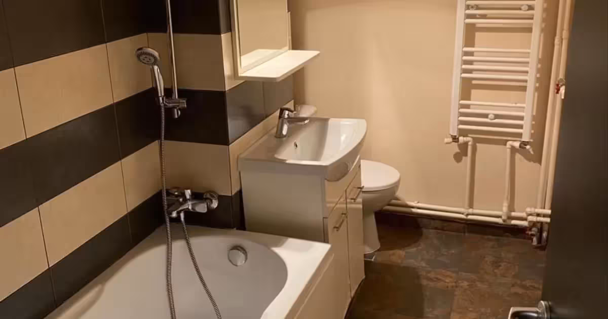 Apartament de vânzare cu 2 camere în zona Podu Roș, Iași