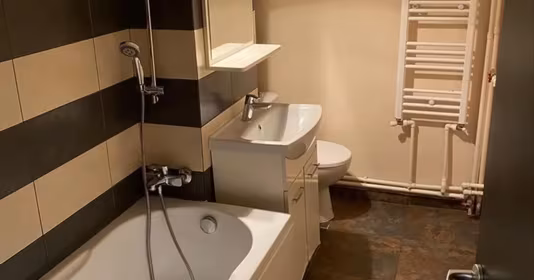 Apartament Podu Roș