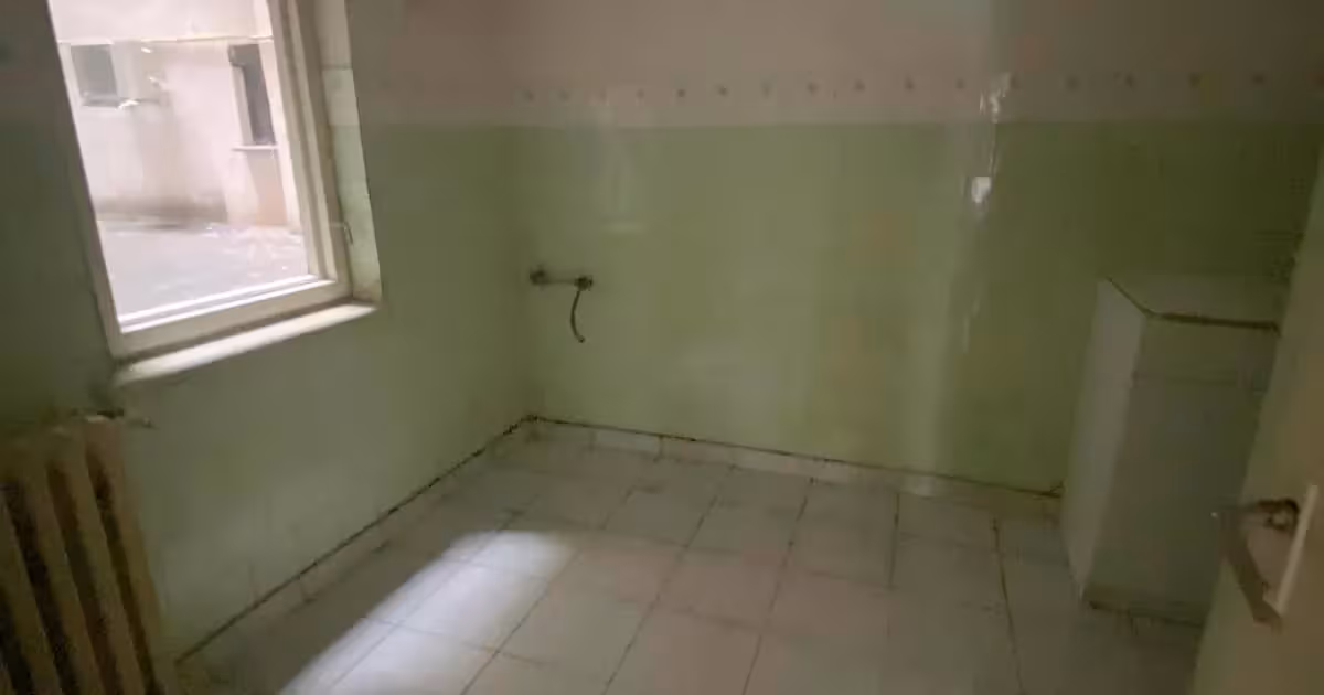 Apartament de vânzare cu 3 camere în zona Narcisa, Bacău