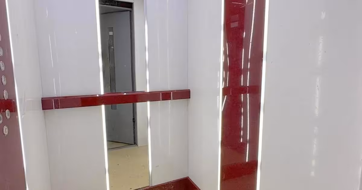 Apartament de vânzare cu 3 camere în zona Orizont, Bacău