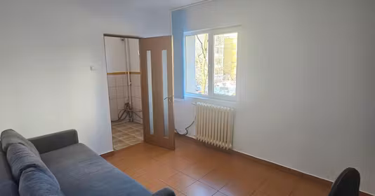 Garsonieră Titan