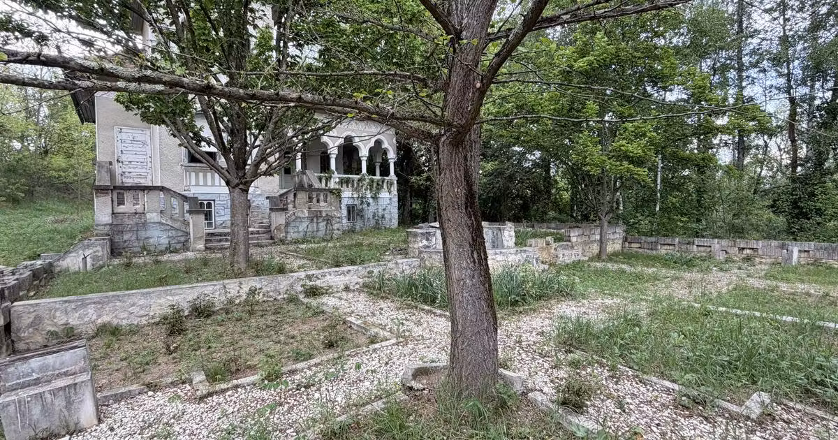 Teren Construcții intravilan de vânzare de 10000 mp, în Caransebeș