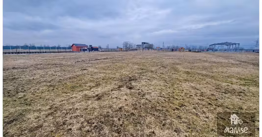 Teren Tractorul