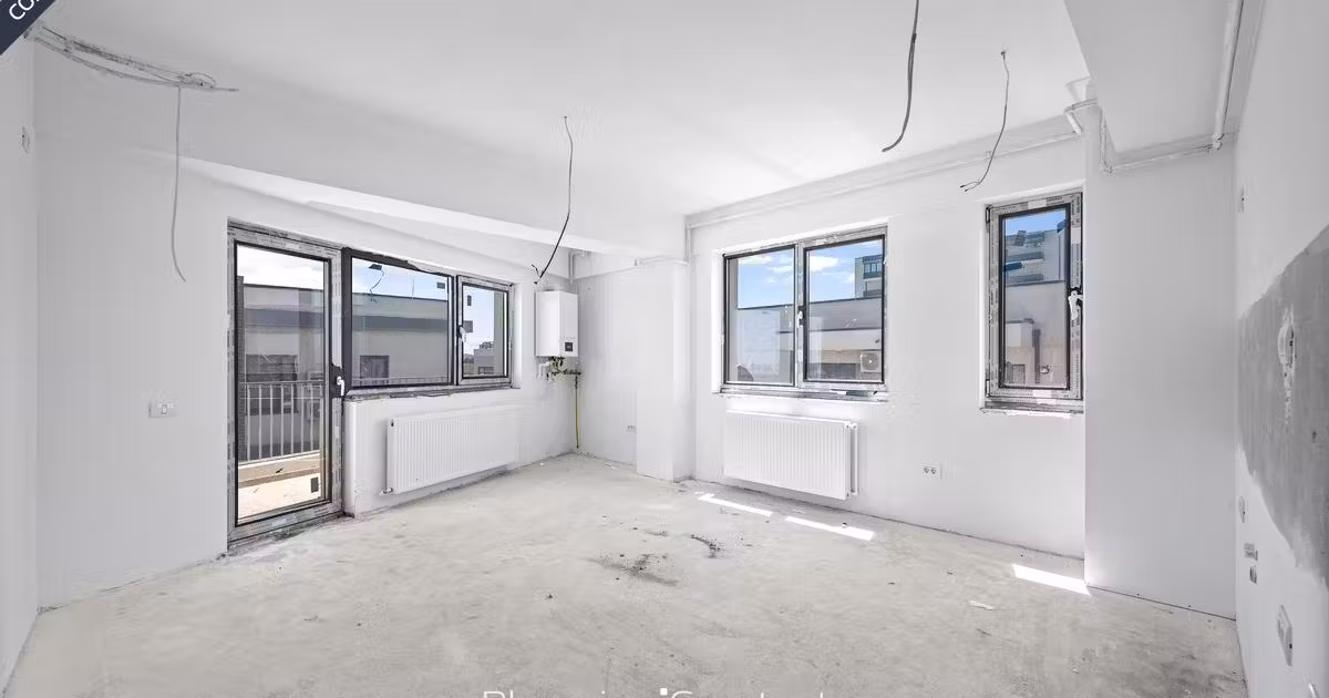 Apartament de vânzare cu 3 camere în zona Tomis Plus, Constanța