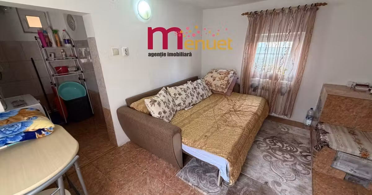 Apartament de vânzare cu 3 camere în zona E3, Tulcea