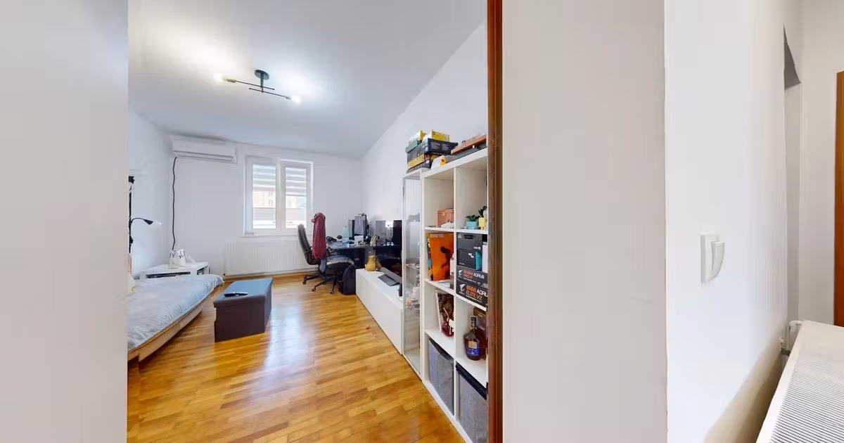 Apartament de vânzare cu 2 camere în zona Astra, Brașov