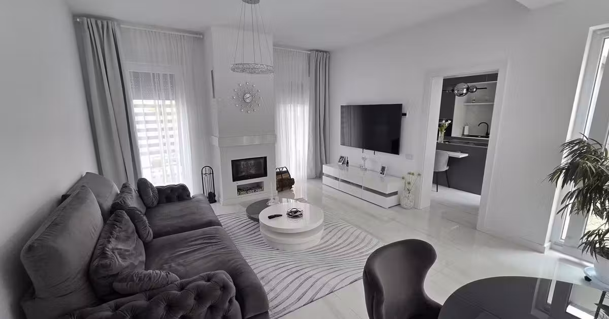 Duplex de vânzare cu 3 camere, mobilat în Moșnița Nouă