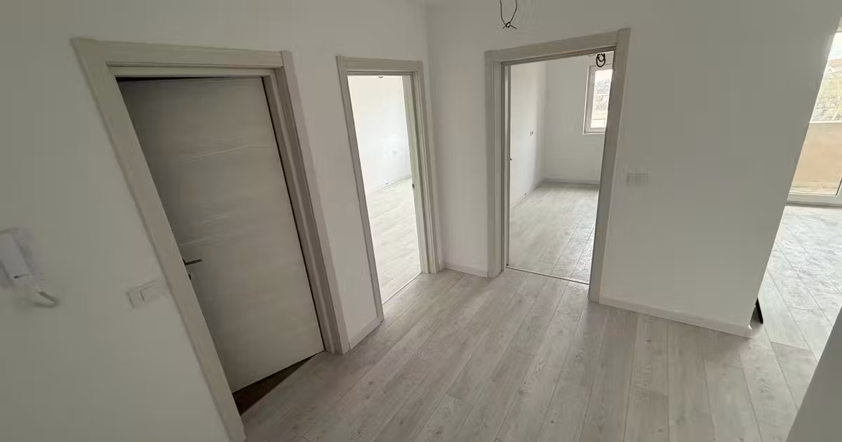Apartament de vânzare cu 3 camere în zona Girocului, Timișoara
