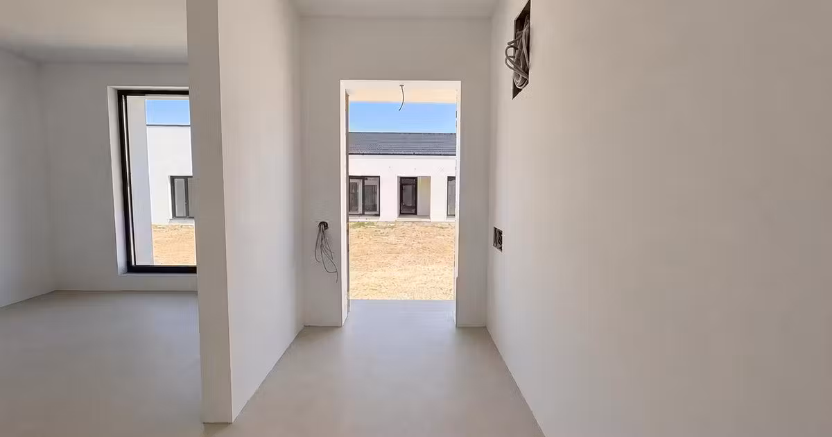 Duplex de vânzare cu 3 camere în Clinceni