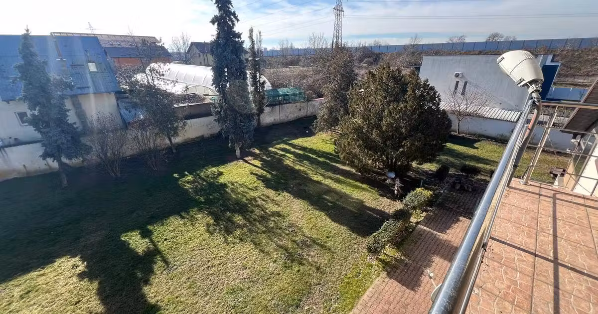 Casă individuală de vânzare cu 6 camere, mobilată în zona Exterior Vest, Pitești