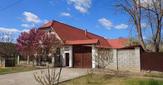 Casă Brazii