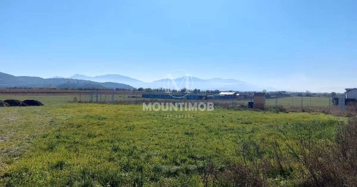 Teren Construcții intravilan de vânzare de 1031 mp, în zona Exterior Nord, Brașov
