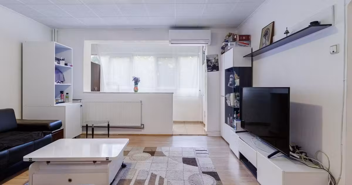 Apartament de vânzare cu 3 camere, mobilat în zona Drumul Taberei, Sector 6