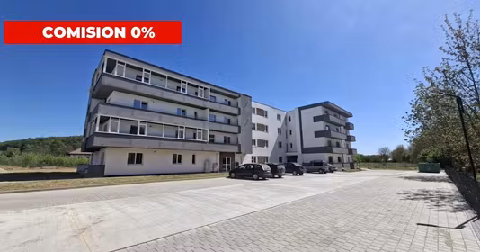 Apartament Exterior Est