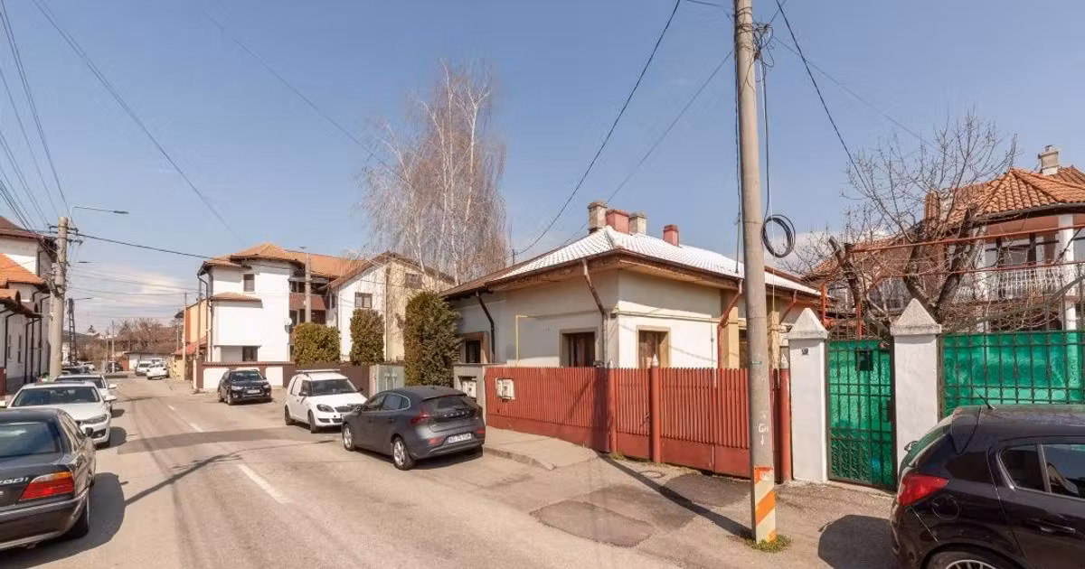 Casă individuală de vânzare cu 3 camere în zona Ceair, Pitești
