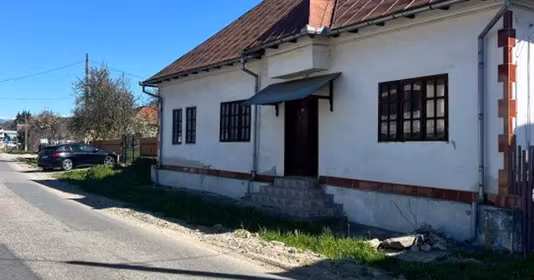 Casă Corbi