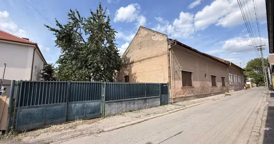 Casă Central