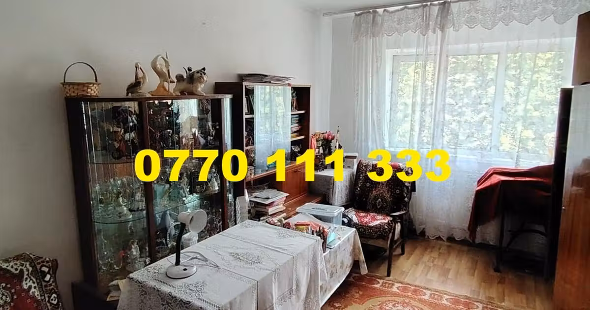 Apartament de vânzare cu 3 camere în zona Călărași, Brăila
