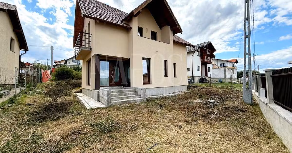 Casă individuală de vânzare cu 4 camere în Câmpenești