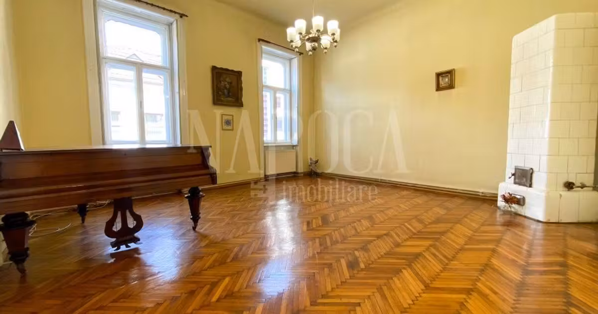 Apartament de vânzare cu 3 camere în zona Central, Cluj-Napoca
