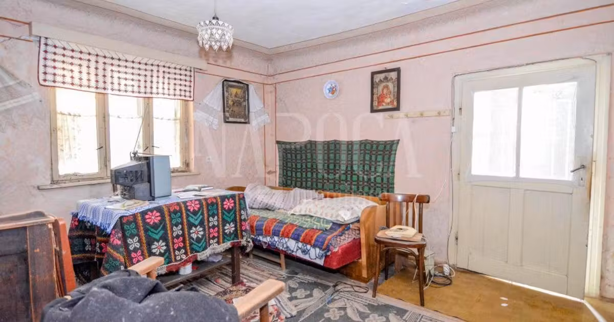 Casă individuală de vânzare cu 2 camere în zona Someșeni, Cluj-Napoca