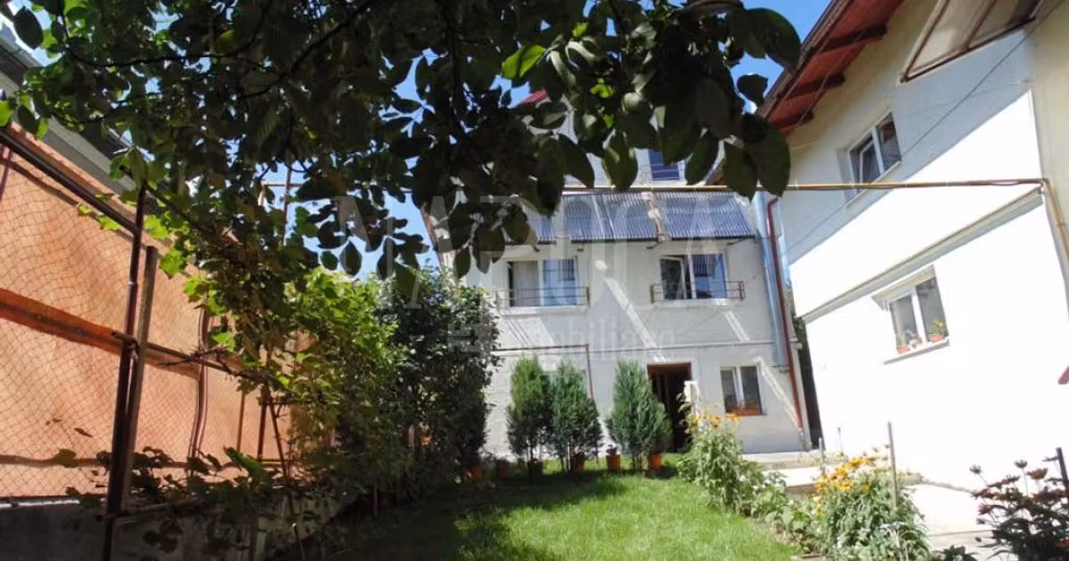 Casă individuală de vânzare cu 11 camere în zona Dâmbul Rotund, Cluj-Napoca