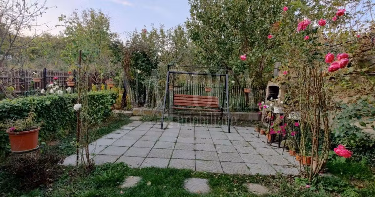 Casă individuală de vânzare cu 7 camere în zona Dâmbul Rotund, Cluj-Napoca