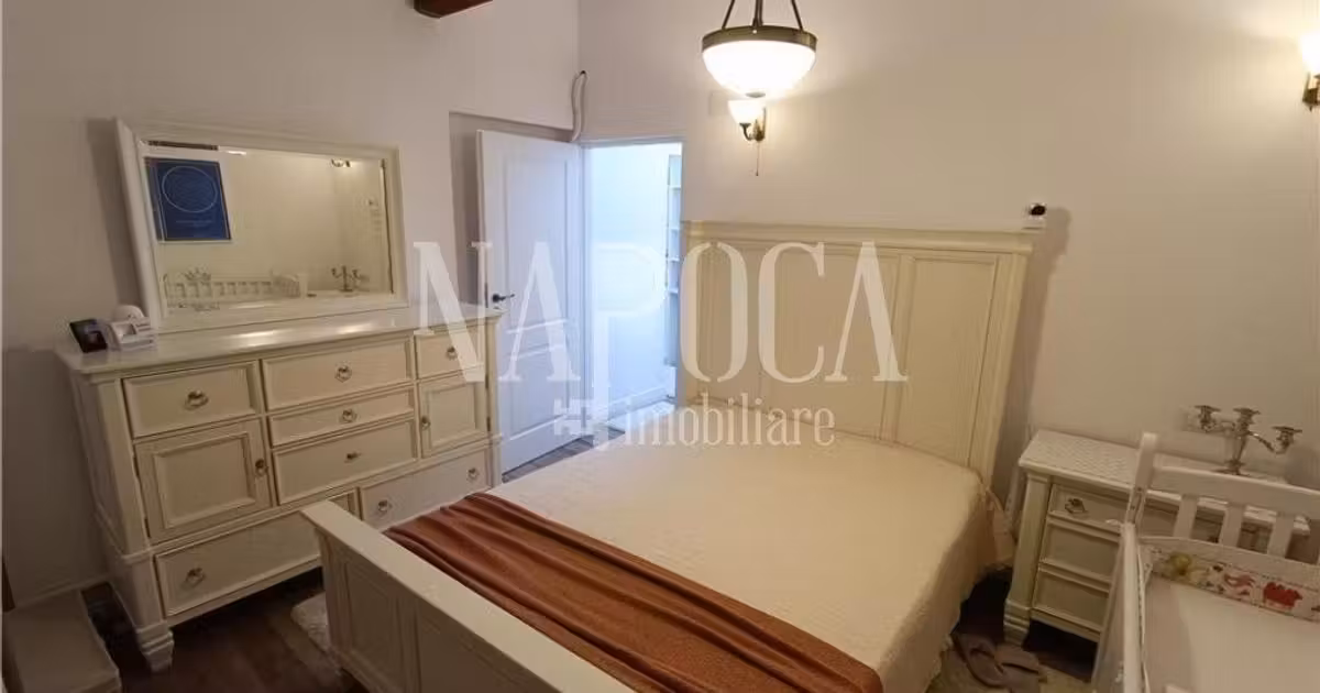 Apartament de vânzare cu 3 camere în zona Central, Cluj-Napoca