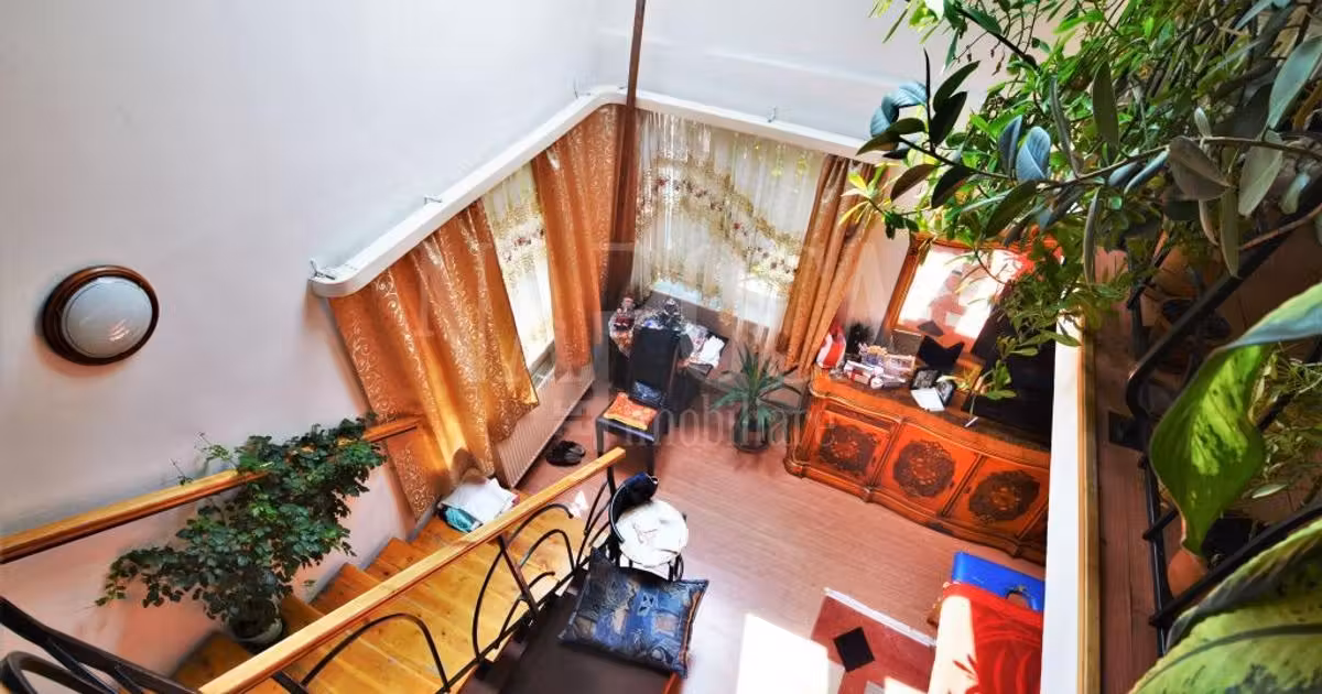 Casă individuală de vânzare cu 10 camere în zona Central, Cluj-Napoca