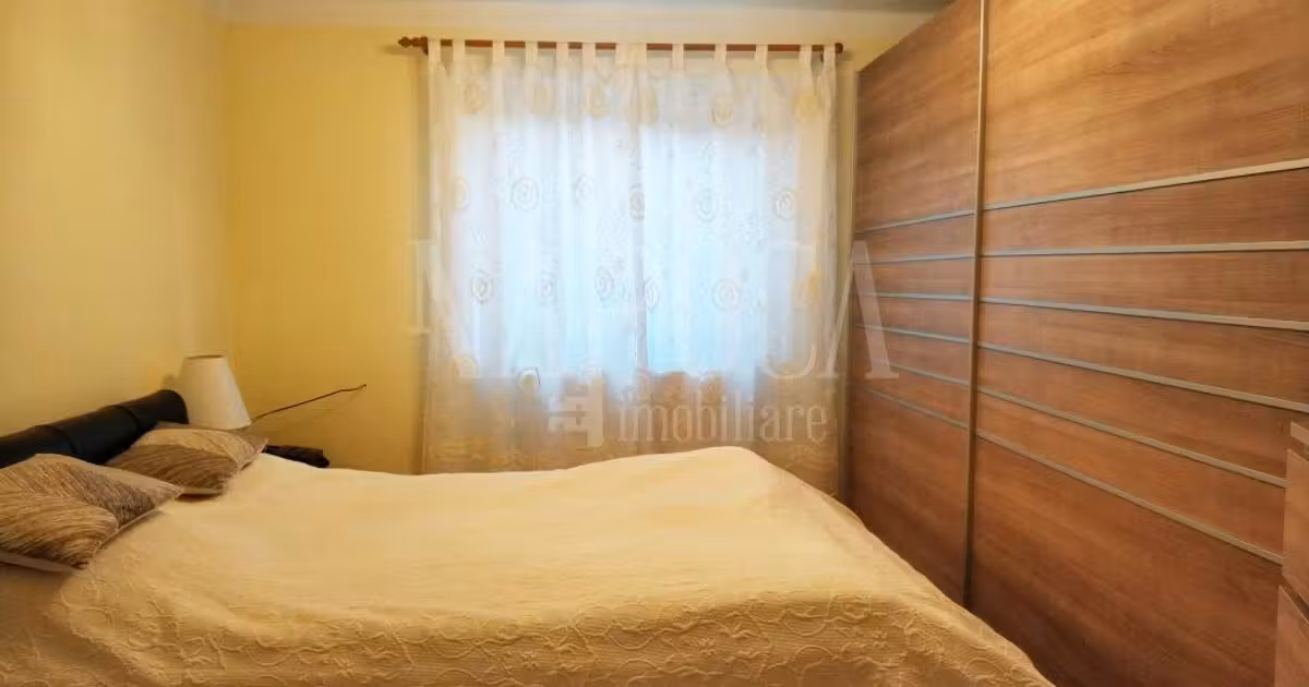 Casă individuală de vânzare cu 4 camere în zona Între Lacuri, Cluj-Napoca
