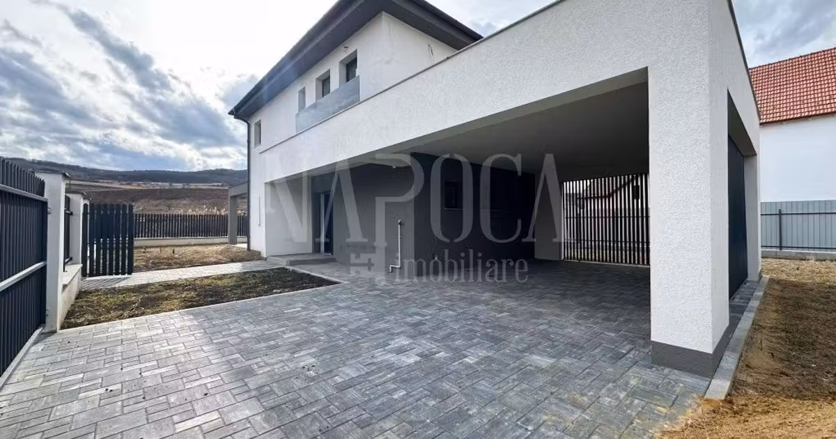 Casă individuală de vânzare cu 5 camere în Chinteni