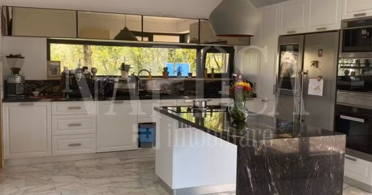 Casă individuală de vânzare cu 8 camere în zona Borhanci, Cluj-Napoca
