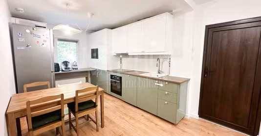 Apartament Plopilor