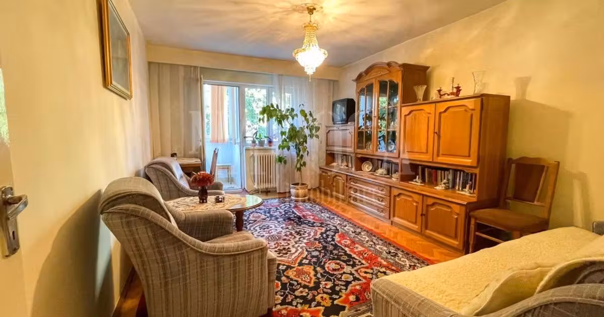 Apartament de vânzare cu 3 camere în zona Mănăștur, Cluj-Napoca