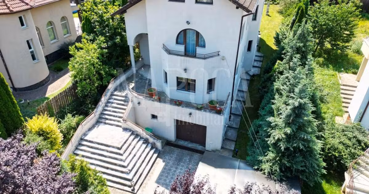 Casă individuală de vânzare cu 9 camere în zona Europa, Cluj-Napoca