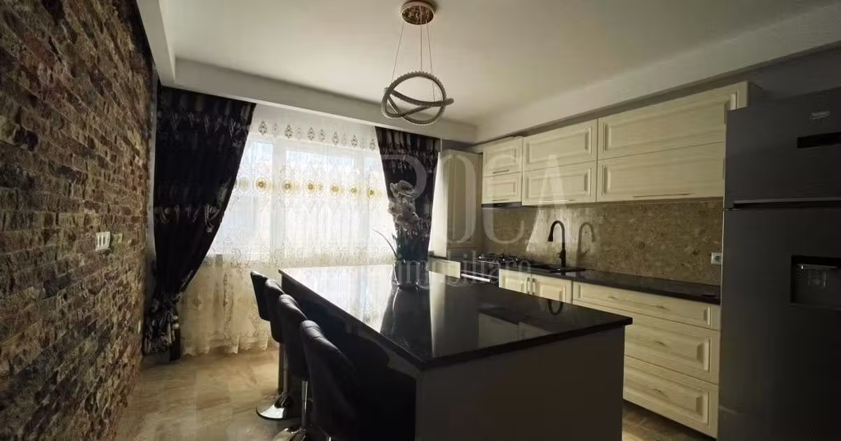 Apartament de vânzare cu 3 camere, mobilat în Baciu