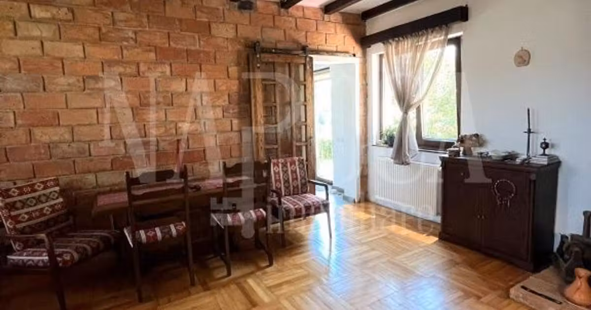 Duplex de vânzare cu 5 camere în Cicleni