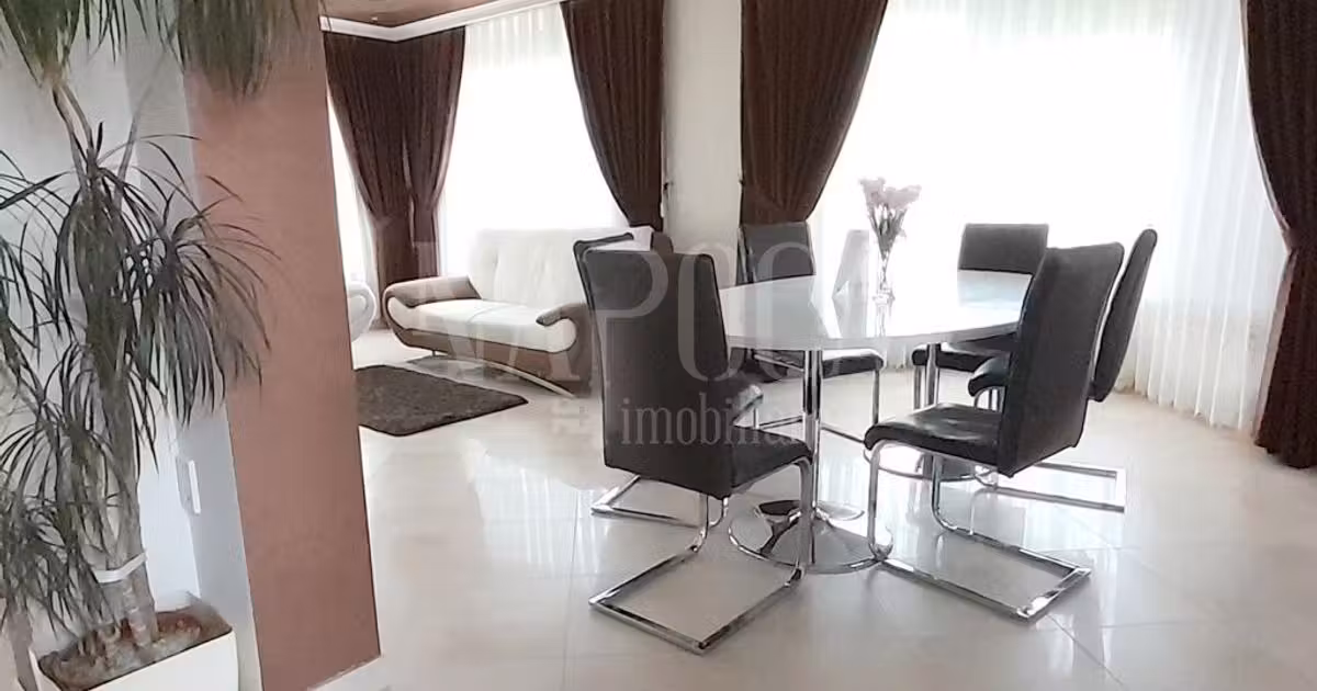 Casă individuală de vânzare cu 6 camere în Sânmartin