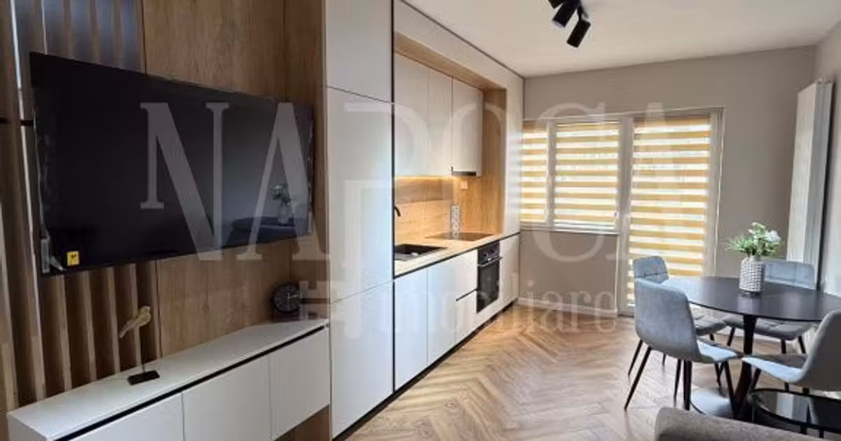 Apartament de vânzare cu 3 camere în Florești