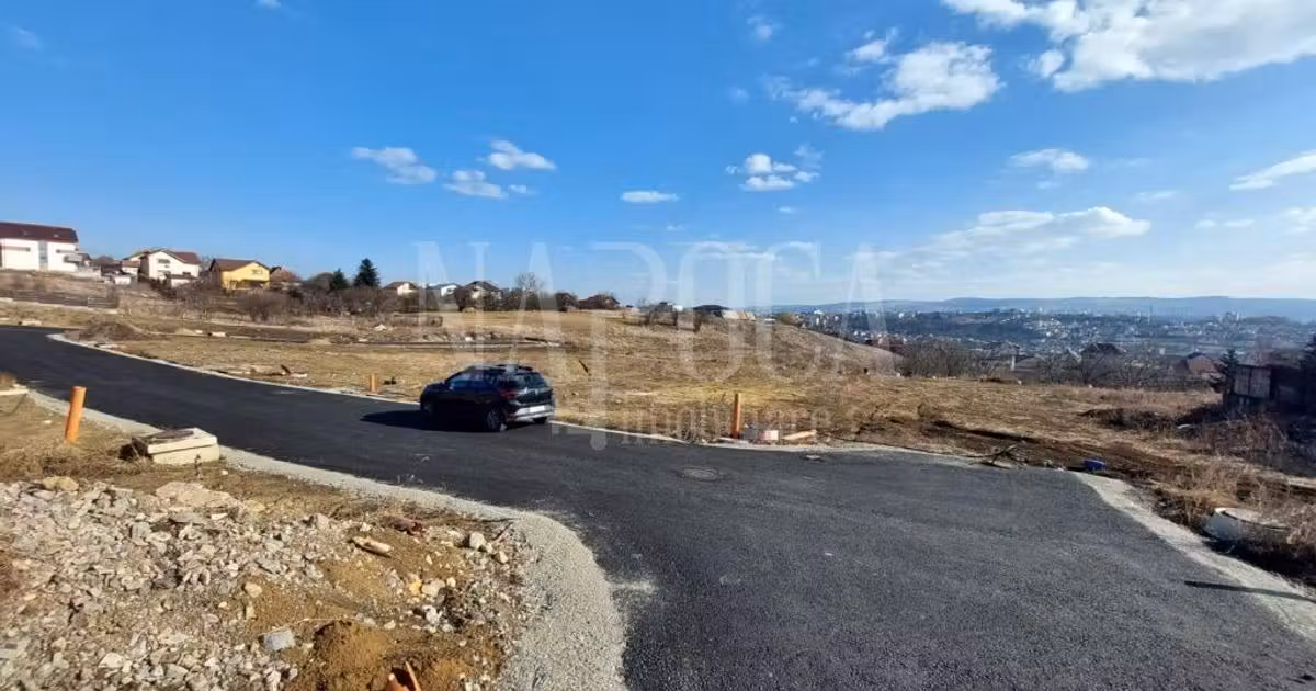 Teren Construcții intravilan de vânzare de 1356 mp, în zona Dâmbul Rotund, Cluj-Napoca
