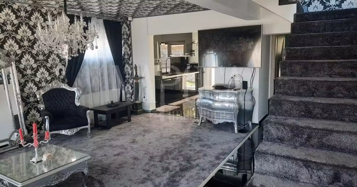 Duplex de vânzare cu 4 camere în Florești